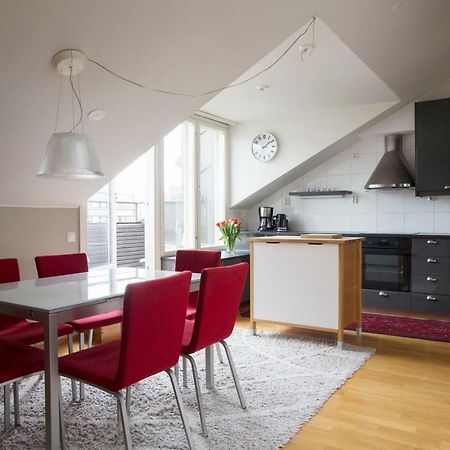 2Ndhomes 2Br City Center Penthouse With Balcony And Sauna Helsinki Exterior photo