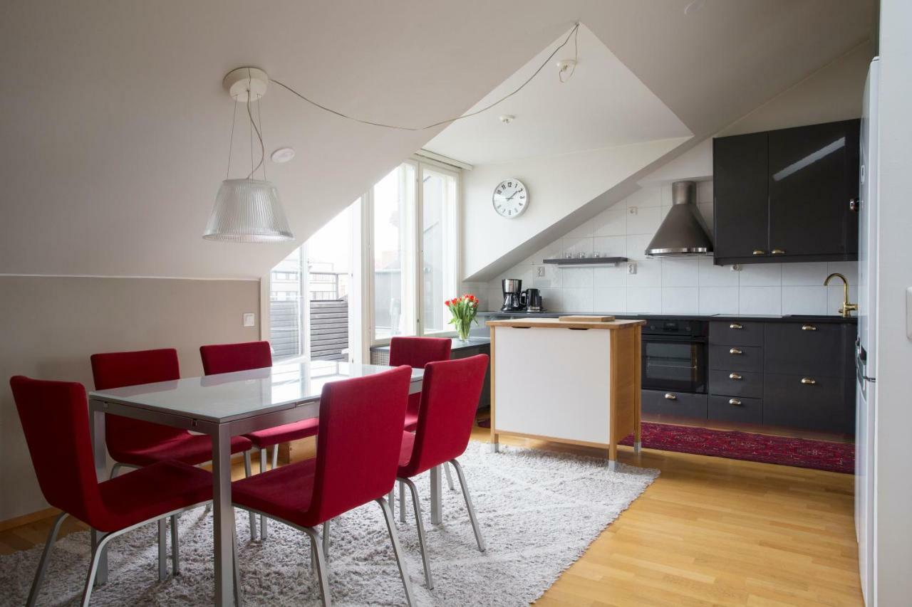 2Ndhomes 2Br City Center Penthouse With Balcony And Sauna Helsinki Exterior photo